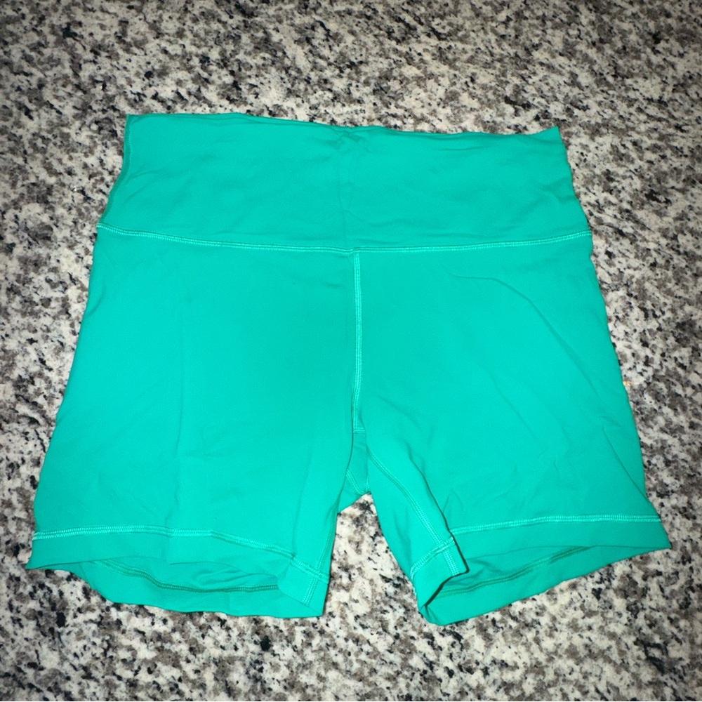 Lululemon Athletica Wunder Train High Rise 6" Kelly Green Shorts
